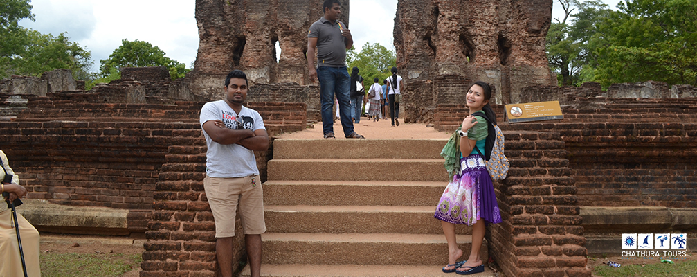 Chathura Tours